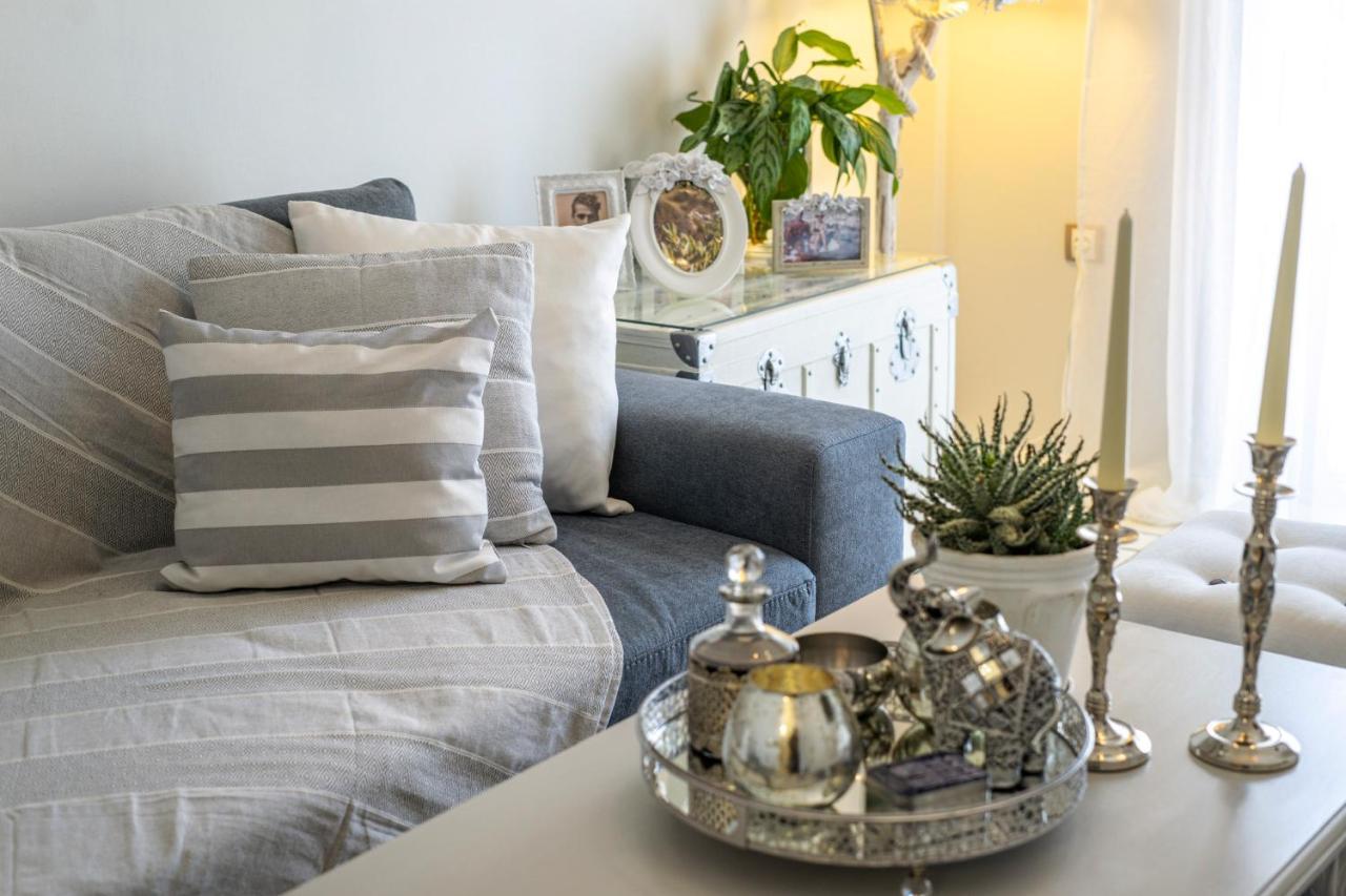 Luxury Zeas Apartment
