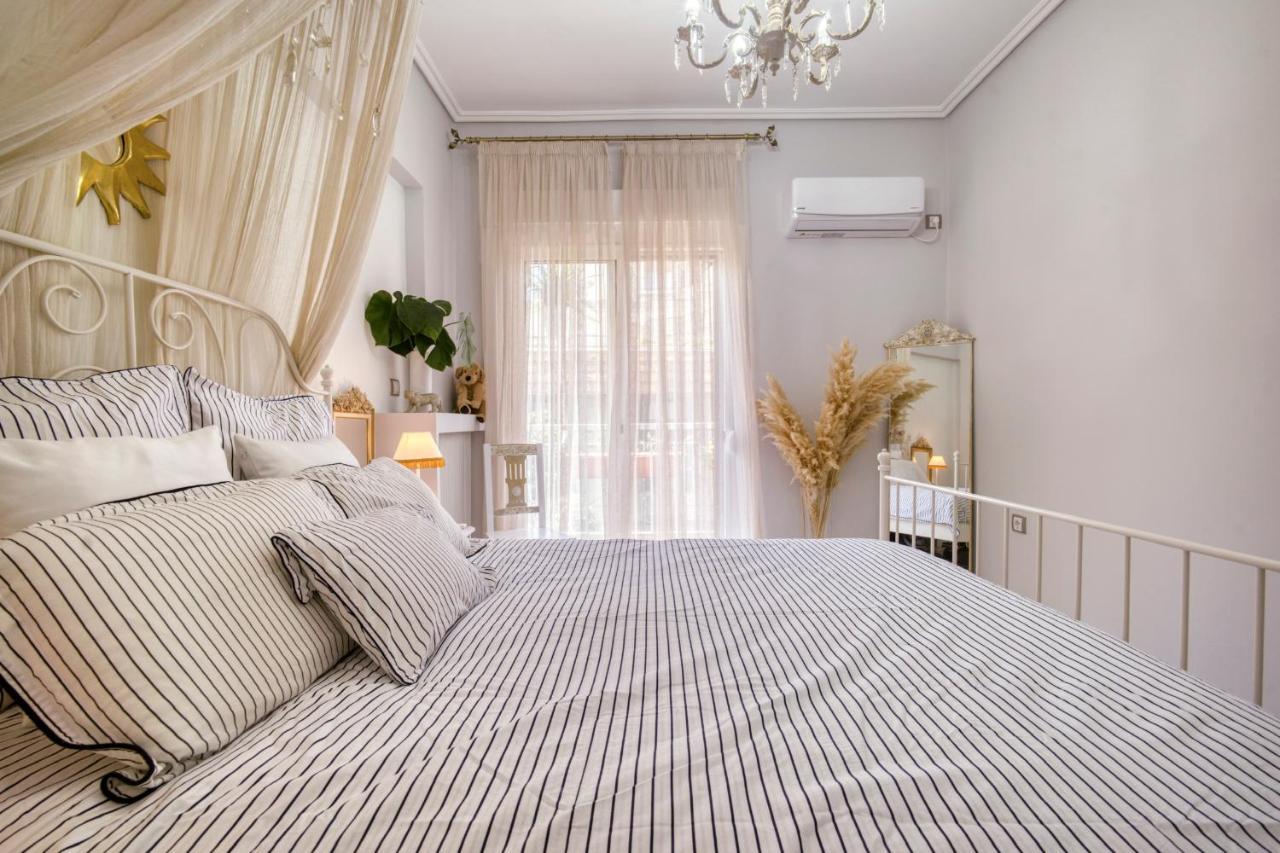Luxury Zeas * Piraeus